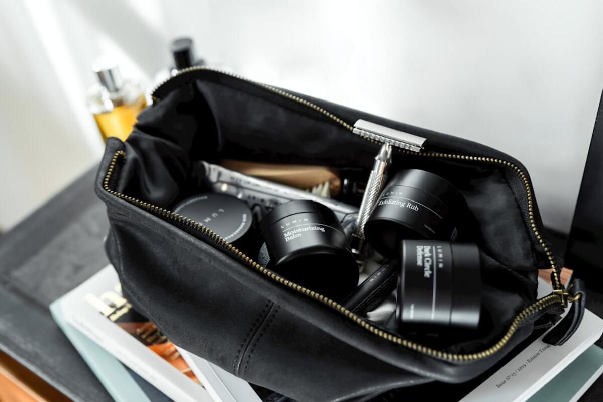 Tap‑to‑Own: NFC‑Linked Digital Twins Rewrite the Luxury Handbag